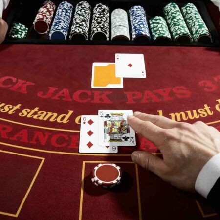 Blackjack Strategy Guide: Tips to Beat the House