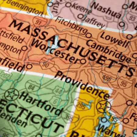 Massachusetts Bill Proposes Legal iGaming While Cracking Down on Sweepstakes Platforms